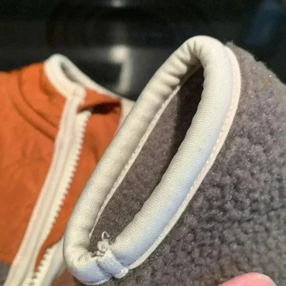 Old Navy fleece & fabric cool weather jacket w easy grab zipper and Ivory trim - Picture 6 of 6